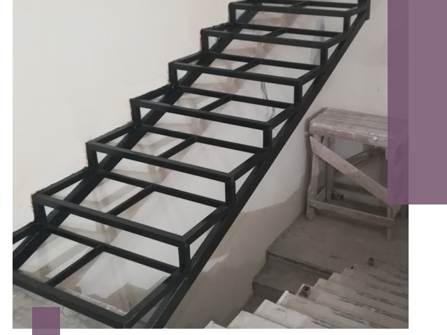 Демонтаж лестниц на металлокаркасе в Кстове: быстрый вывоз и разбор