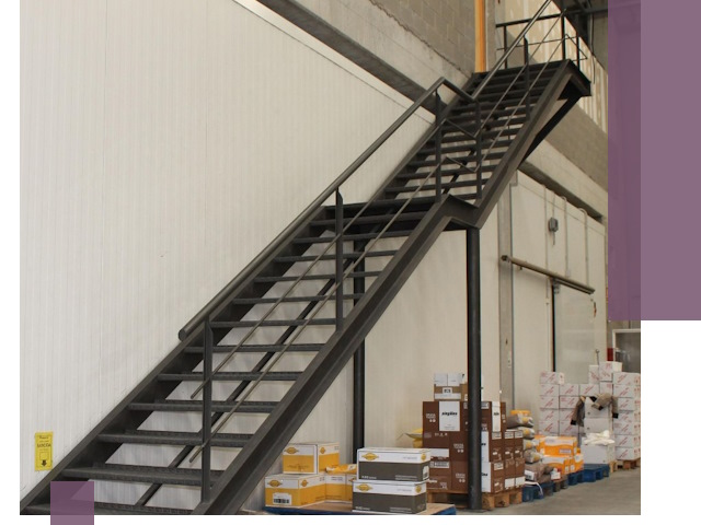 Лестницы для производства в Кстове — изготовление и монтаж