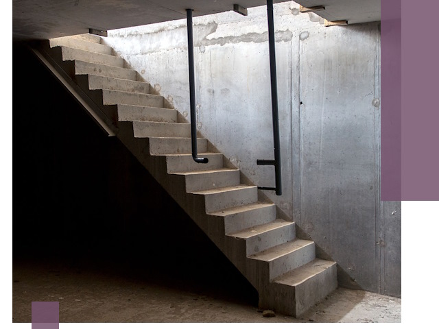 Изготовление и монтаж лестниц в подвале в Кстове