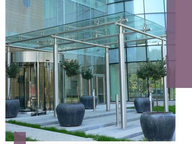 Навесы из стекла на заказ в Кстове — монтаж и установка